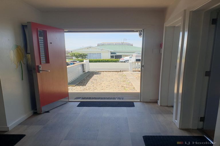 Photo of property in 19 Edward Street, Parkside, Timaru, 7910