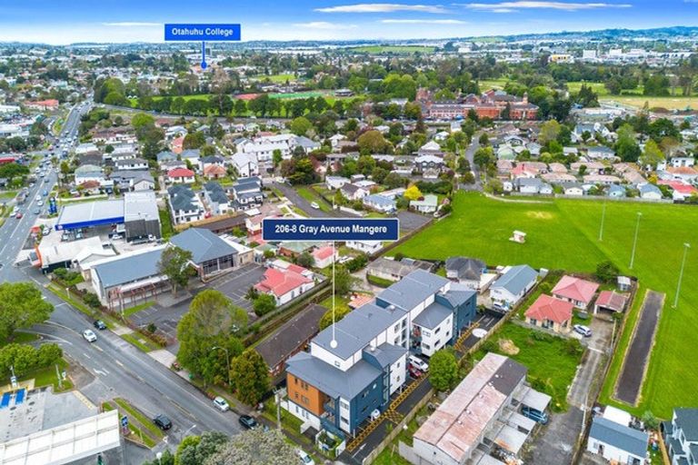 Photo of property in 206/8 Gray Avenue, Mangere East, Auckland, 2024