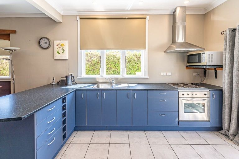 Photo of property in 12 College Street, Whanganui, 4500