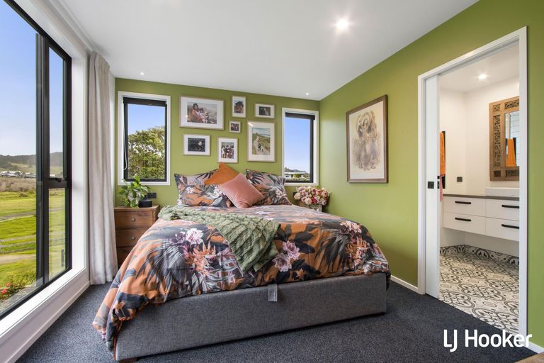 Photo of property in 38b Hillview Road, Waihi Beach, 3611