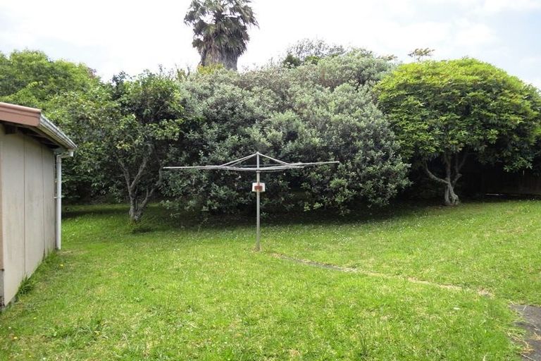 Photo of property in 64 Tawa Crescent, Manurewa, Auckland, 2102