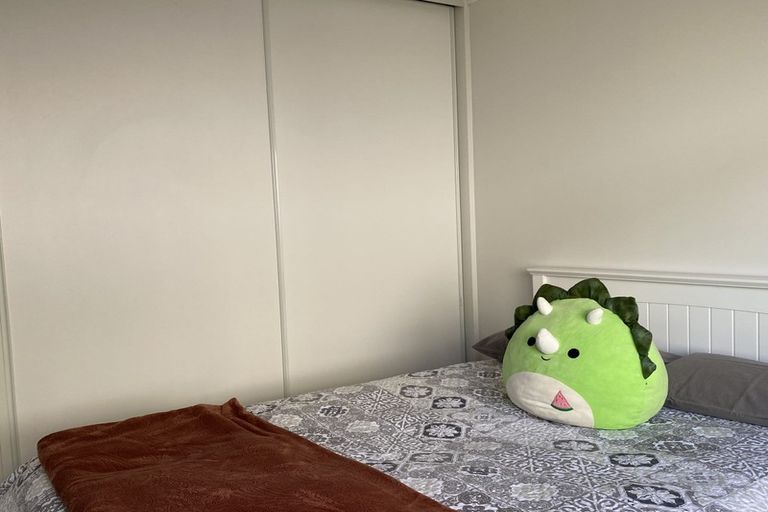 Photo of property in 19 George Deane Place, Greenhithe, Auckland, 0632