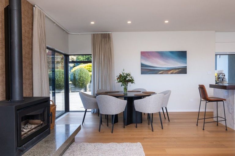 Photo of property in 124 Puketapu Road, Taradale, Napier, 4112