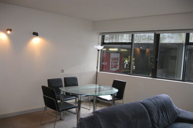Photo of property in Gerondis Bldg Apartments, 406/60 Willis Street, Wellington Central, Wellington, 6011