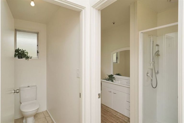 Photo of property in 20b Siska Place, Upper Riccarton, Christchurch, 8041