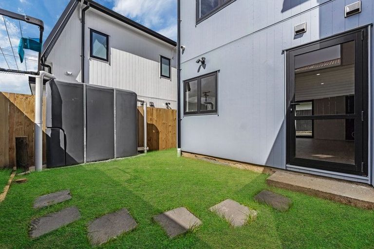 Photo of property in 7b Surrey Street, Manurewa, Auckland, 2102