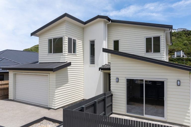 Photo of property in 55 Rochdale Drive, Churton Park, Wellington, 6037