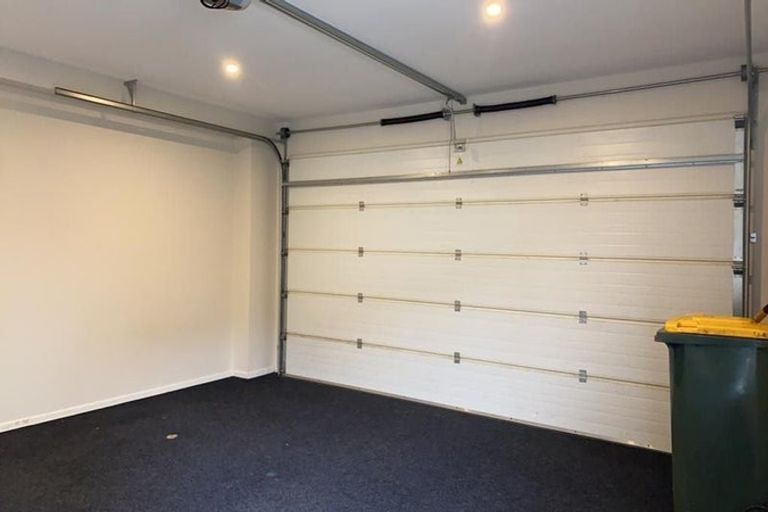 Photo of property in 37 Drumbuoy Drive, Flat Bush, Auckland, 2019