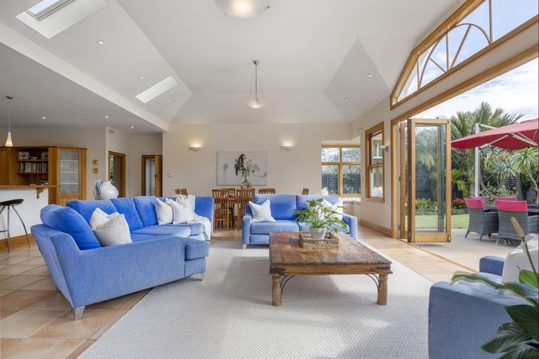 Photo of property in 5 Huia Street, Devonport, Auckland, 0624