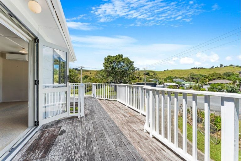Photo of property in 89 Clinton Road, Tawharanui Peninsula, Warkworth, 0986