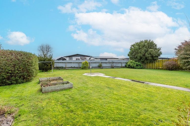 Photo of property in 6 Willow Grove, Waipukurau, 4200