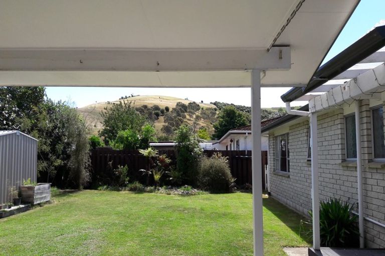 Photo of property in 3 Trigg Crescent, Taradale, Napier, 4112