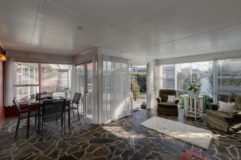 Photo of property in 131 Kendal Avenue, Burnside, Christchurch, 8053
