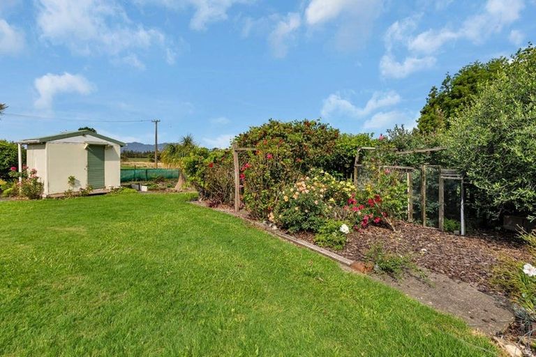 Photo of property in 725 One Tree Point Road, Ruakaka, Whangarei, 0171