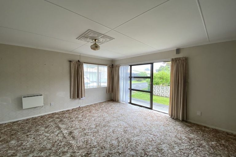 Photo of property in 6 Bevan Place, Otaki, 5512