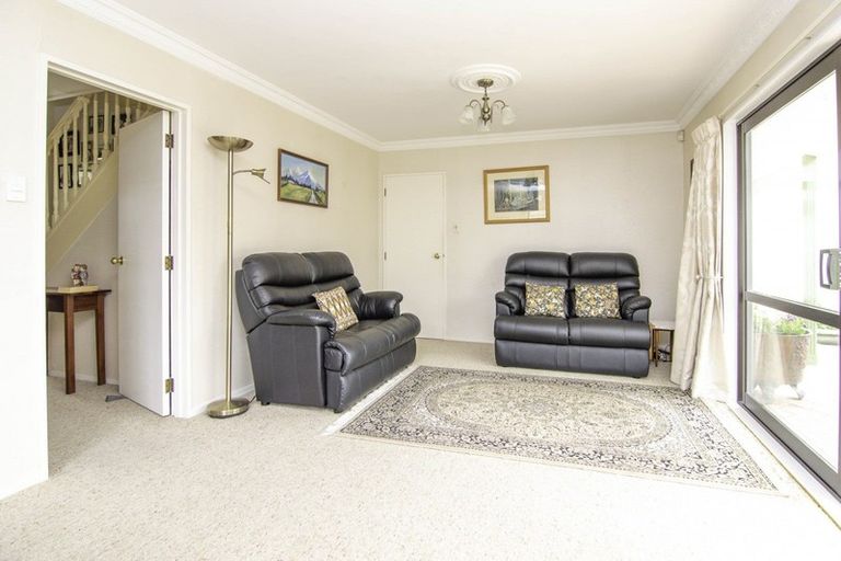 Photo of property in 68 Pencarrow Street, Highbury, Palmerston North, 4412