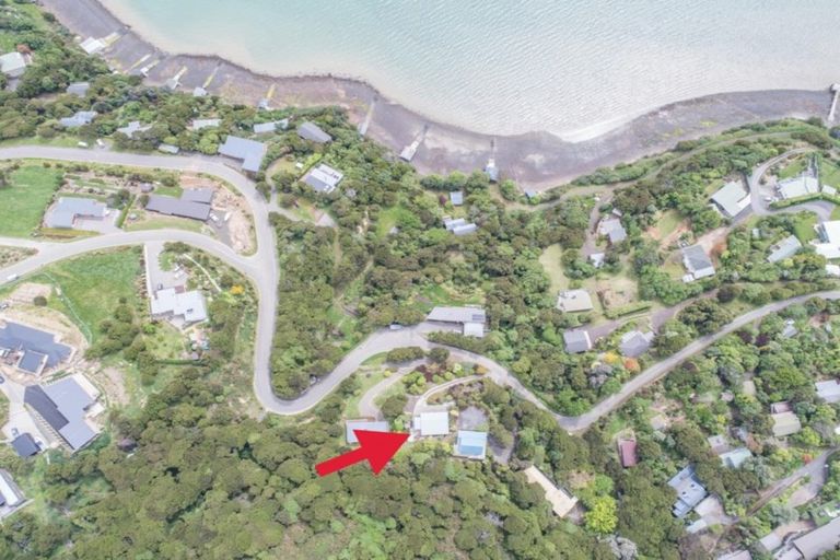 Photo of property in 35 Kingfisher Road, Takamatua, 7581