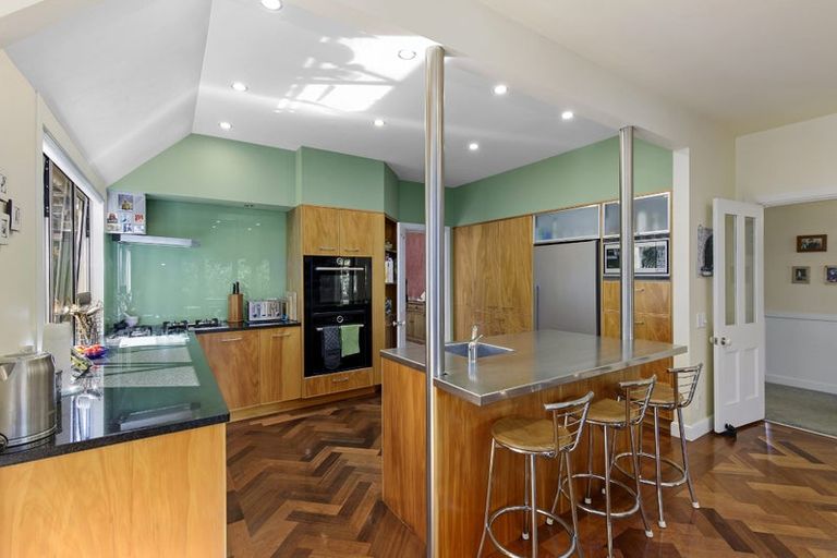 Photo of property in 1/20 Willoughby Street, Woburn, Lower Hutt, 5010