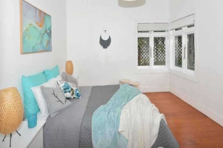 Photo of property in 8 Seaview Road, Whangarei, 0110