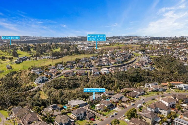 Photo of property in 47 Aberley Road, Schnapper Rock, Auckland, 0632