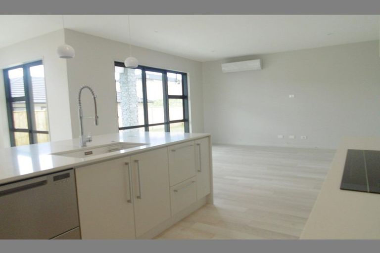 Photo of property in 12 Kaiawa Street, Beachlands, Auckland, 2018