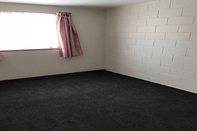 Photo of property in 2/14 Church Square, Addington, Christchurch, 8024