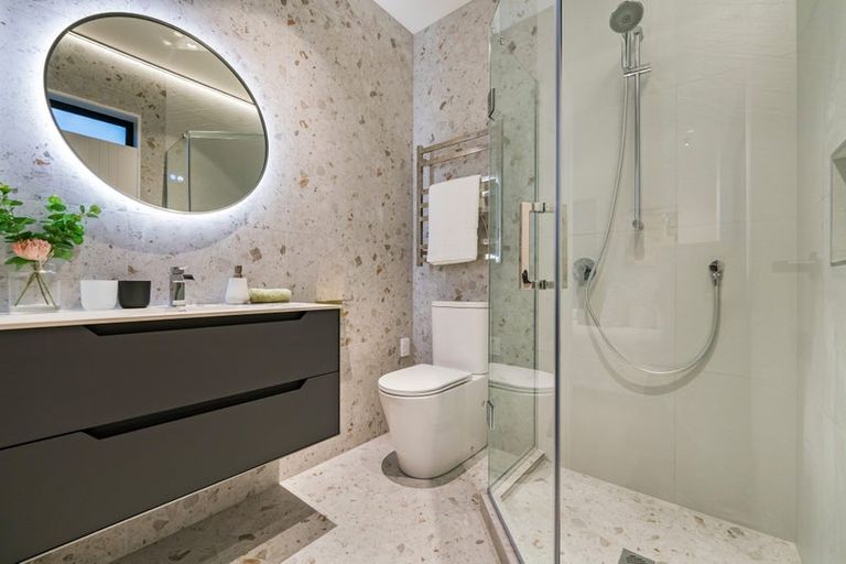 Photo of property in 28 Evergreen Parade, Rosehill, Papakura, 2113