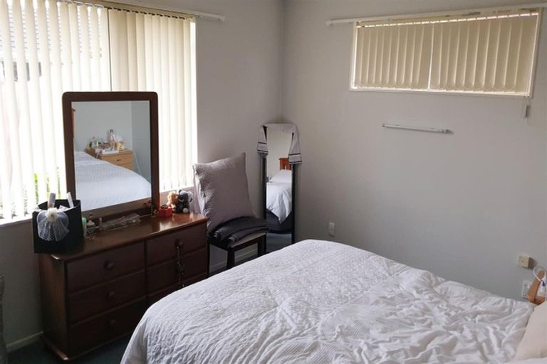 Photo of property in 3 Elsom Lane, Avonhead, Christchurch, 8042