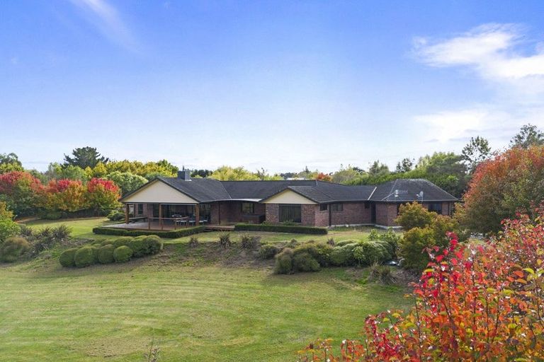 Photo of property in 35 Stonebrook Lane, Kelvin Grove, Palmerston North, 4470