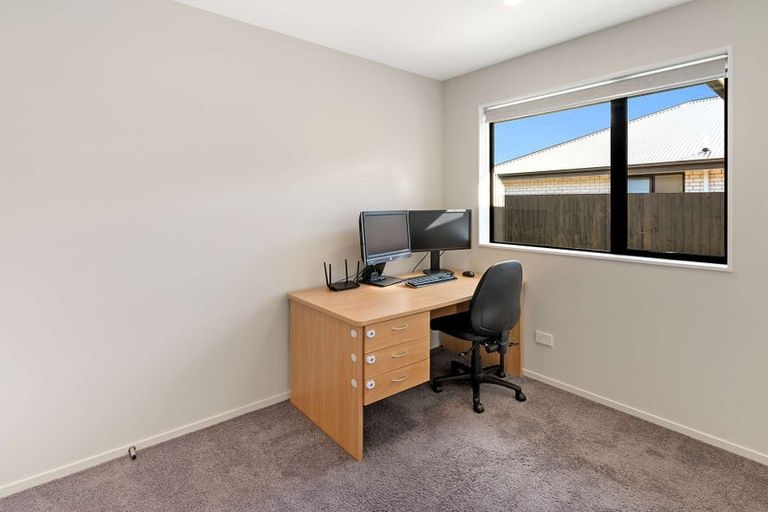 Photo of property in 7 Selfe Crescent, Burwood, Christchurch, 8083