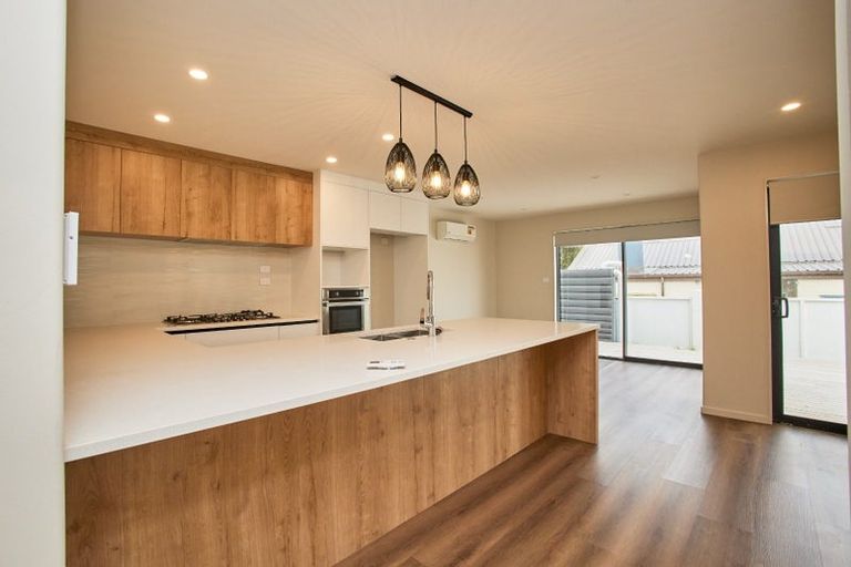 Photo of property in 36b Eastern Beach Road, Bucklands Beach, Auckland, 2012