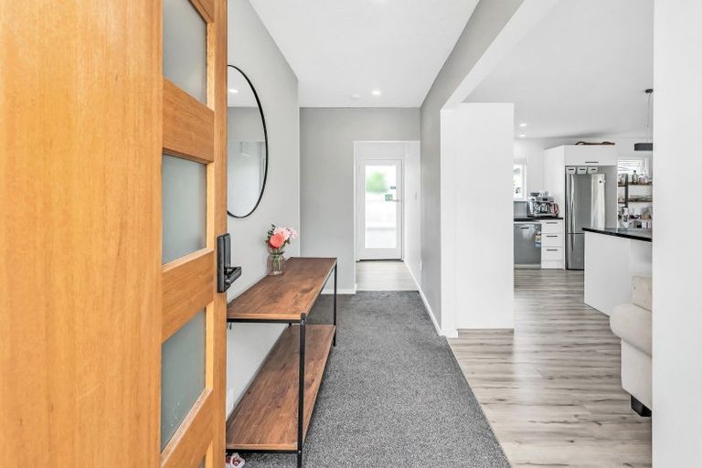 Photo of property in 5 Greenhaven Drive, Burwood, Christchurch, 8083