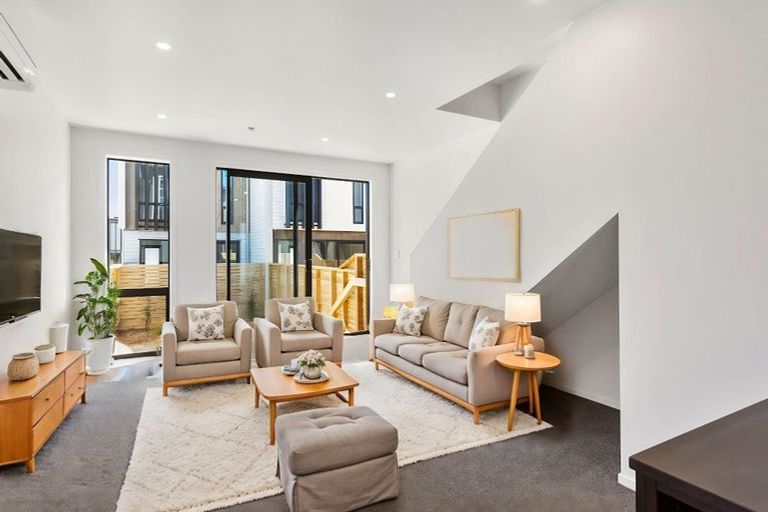 Photo of property in 12 Kamahi Place, Paraparaumu, 5032