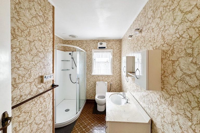 Photo of property in 44 Westminster Road, Wainuiomata, Lower Hutt, 5014