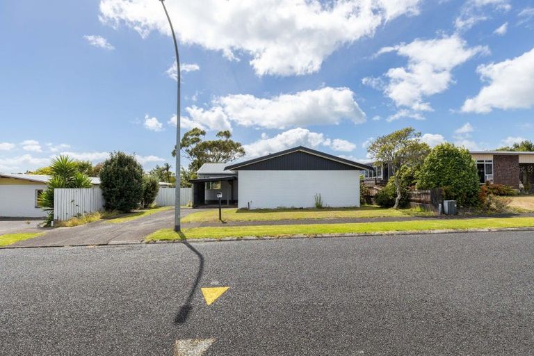 Photo of property in 45 Clifton Drive, Waitara, 4320