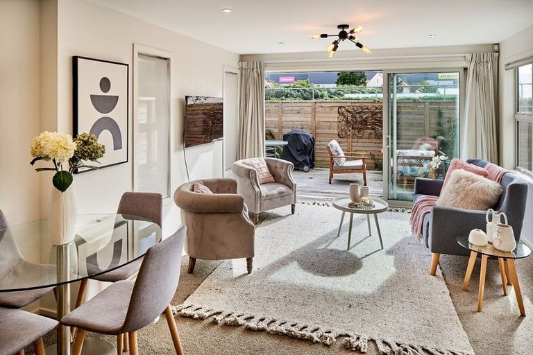 Photo of property in 10 Martha Lawson Lane, Hutt Central, Lower Hutt, 5010