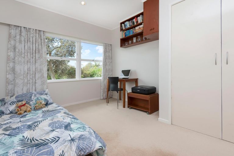 Photo of property in 5 Masefield Street, Cockle Bay, Auckland, 2014