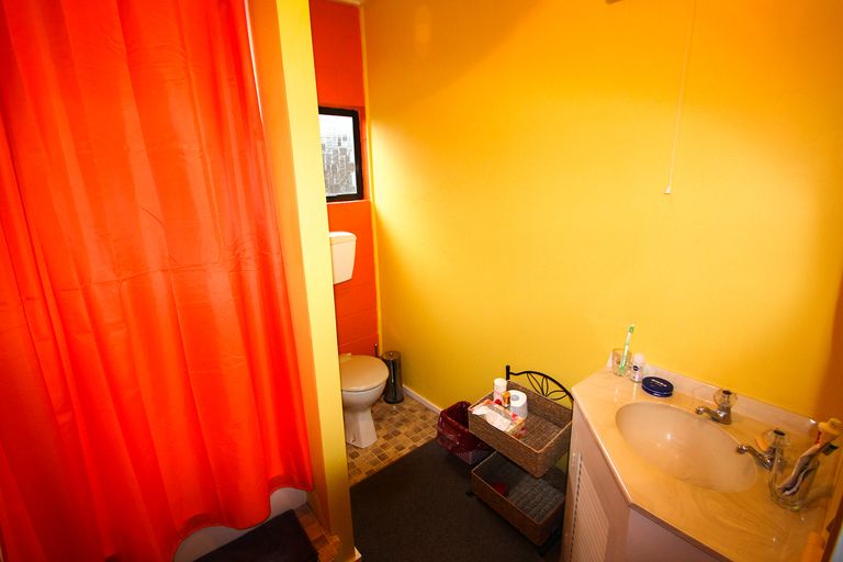 Photo of property in 30 Leven Street, South Hill, Oamaru, 9400