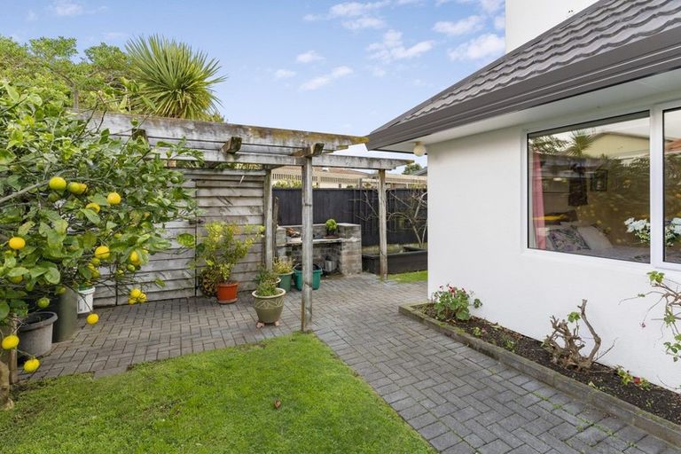 Photo of property in 10 Beach Haven Place, Paraparaumu Beach, Paraparaumu, 5032