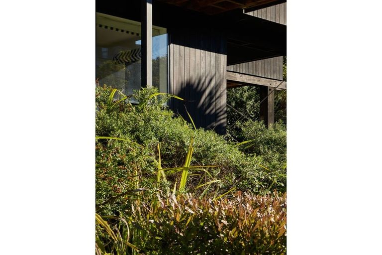 Photo of property in 5 Harkess Lane, Lyttelton, 8082