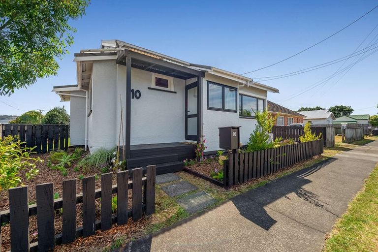 Photo of property in 10 Barrack Street, Whanganui, 4500