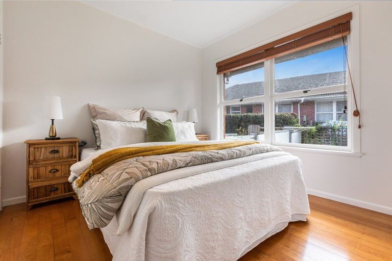 Photo of property in 3/236 Lake Road, Hauraki, Auckland, 0622