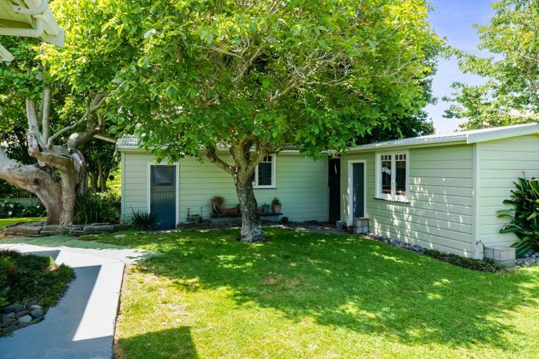 Photo of property in 54 King Street, Opunake, 4616