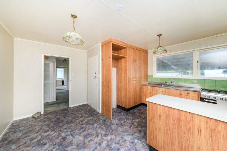 Photo of property in 52 Halswell Crescent, Westbrook, Palmerston North, 4412