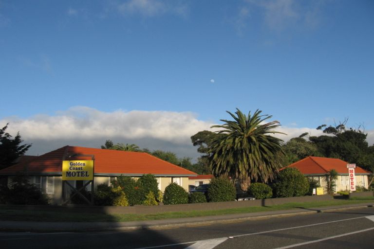 Photo of property in Goldcoast Apartments, 38-42 Raumati Road, Raumati Beach, Paraparaumu, 5032