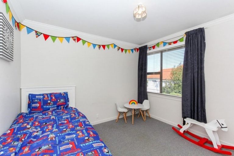 Photo of property in 8 Price Street, Westown, New Plymouth, 4310