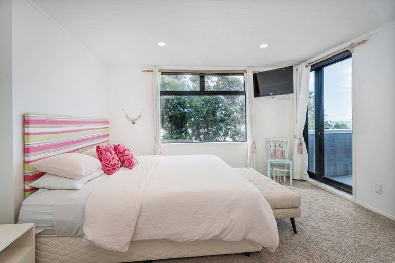 Photo of property in 112 Pohutukawa Crescent, Whangamata, 3620