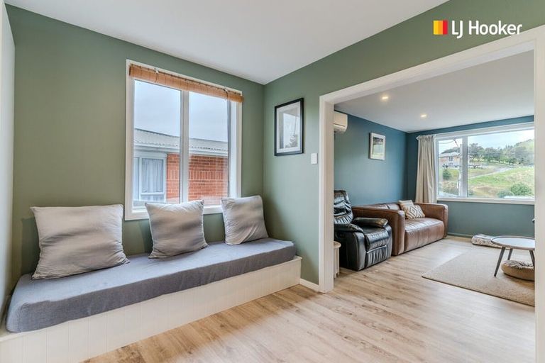 Photo of property in 25 Elwyn Crescent, Green Island, Dunedin, 9018