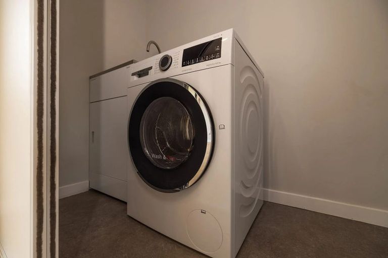 Photo of property in 2/17 Parson Lane, Papatoetoe, Auckland, 2025