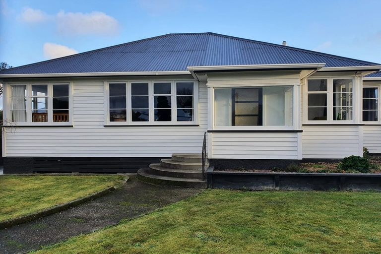 Photo of property in 43 Mangahao Road, Pahiatua, 4910